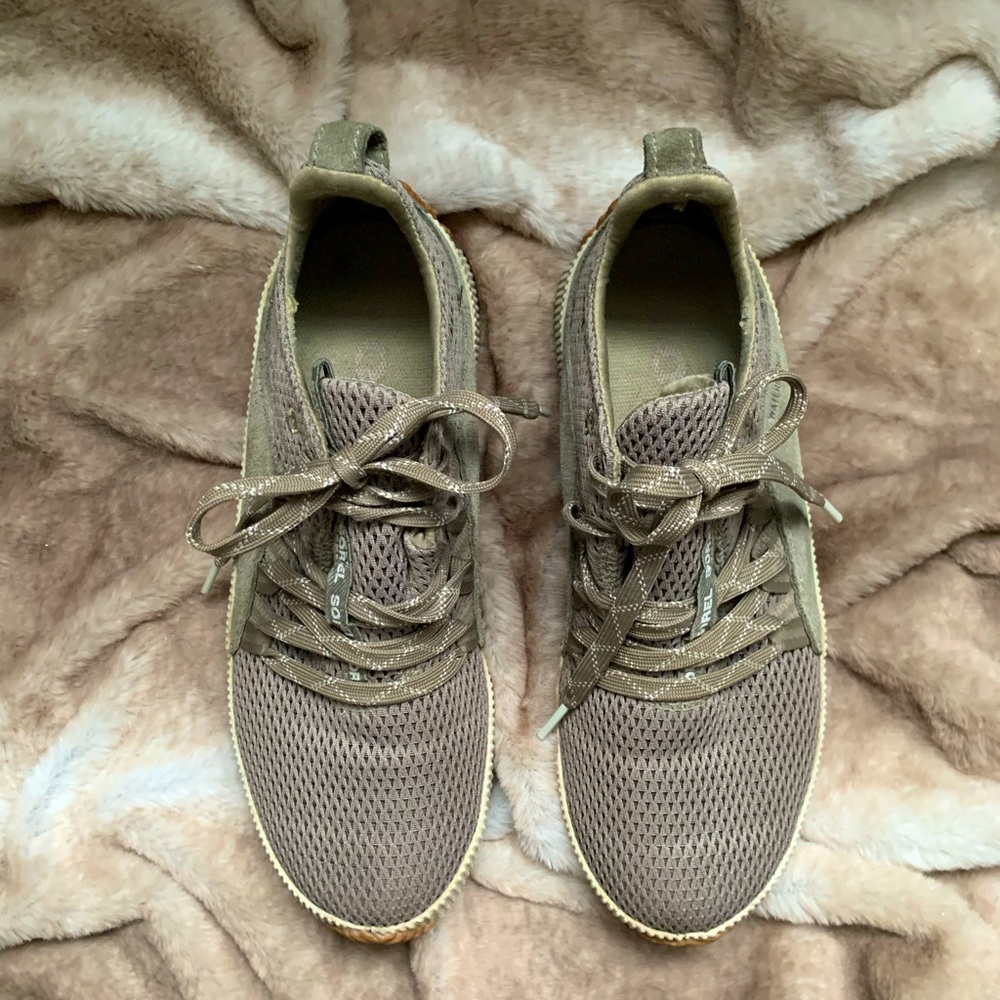 Sorel Women’s Out n About Waterproof Sneakers